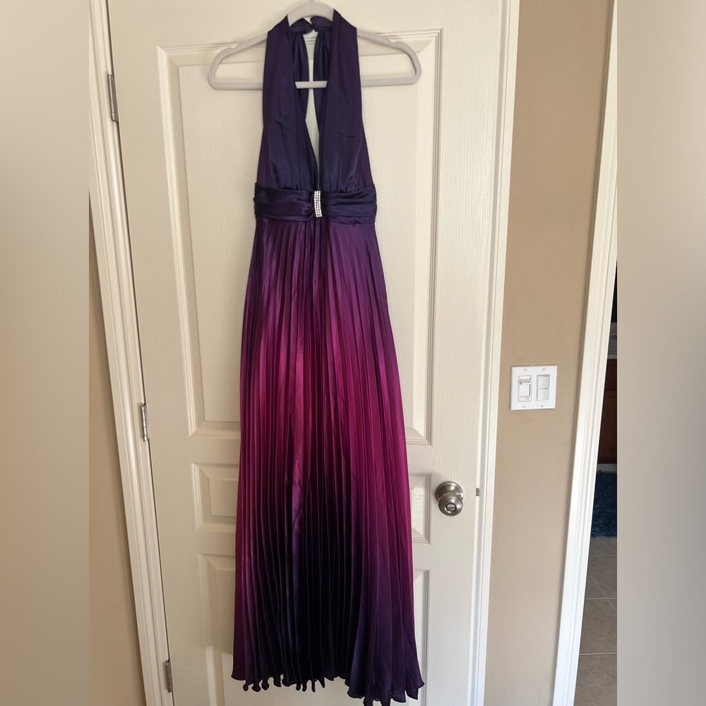Cashe Brand - Dress - halter top - like new condition